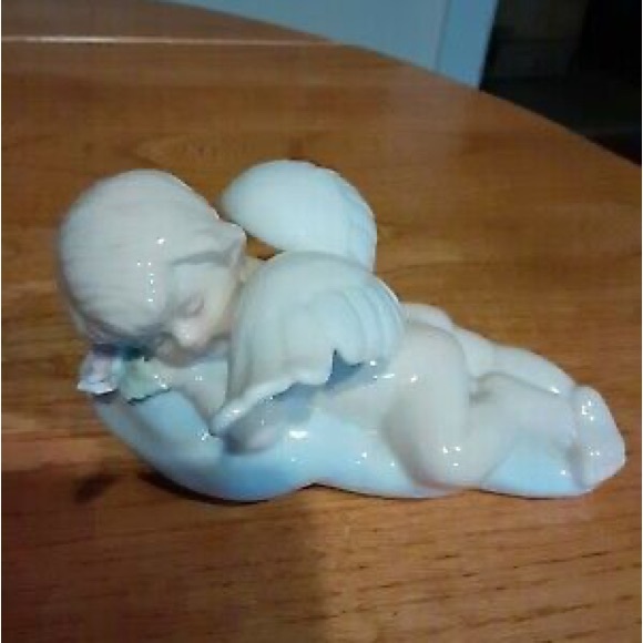 Dream Angels Ceramic “SWEET DREAMS”•Russ Berrie•  Cherub/Angel Figurine. 5.25” - Picture 2 of 7